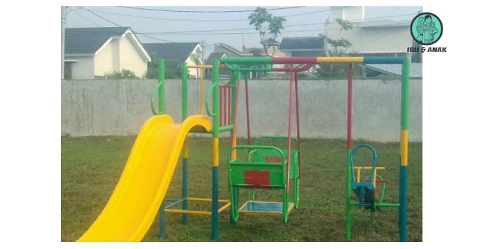 Perosotan Ayunan Jungkat-Jungkit Playground Outdoor Lengkap 
