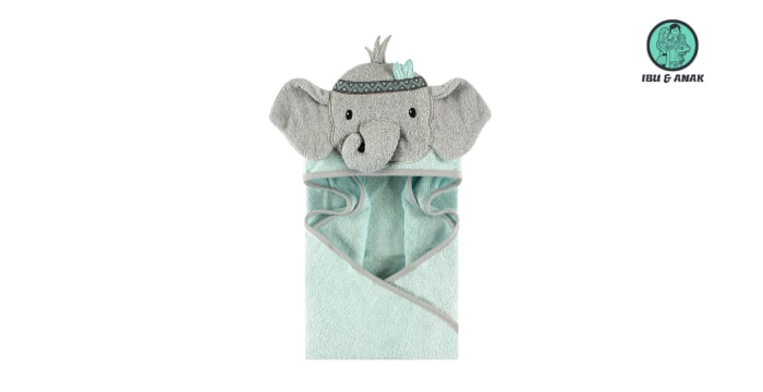 Hudson Baby Little Treasure Animal Face Hooded Towel