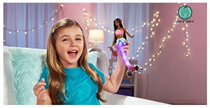Barbie Dreamtopia Sparkle Lights Mermaid Doll with Swimming Motion and Underwater Light Shows
