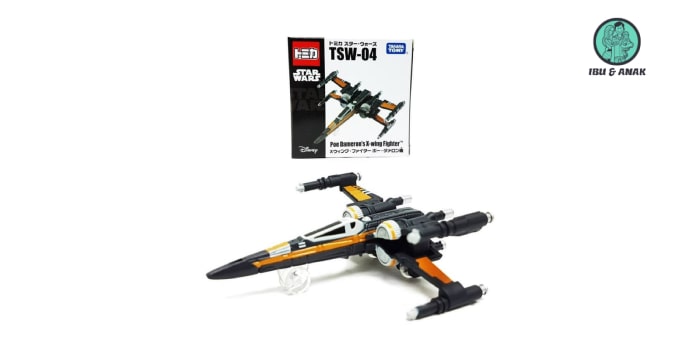 Tomica Star Wars Poe Dameron’s X-Wing Fighter 