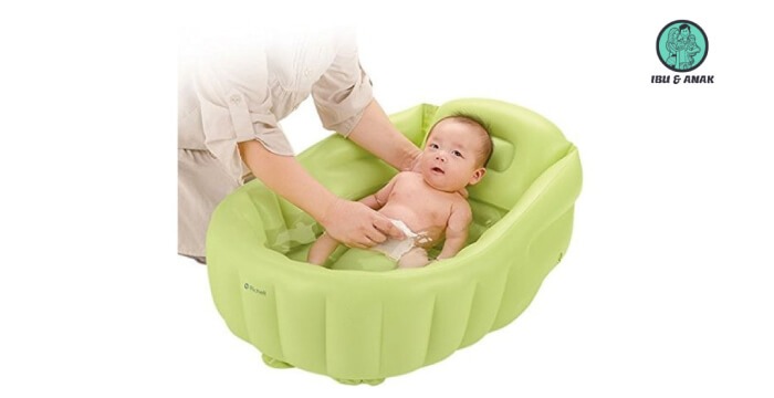 Richell Soft Baby Bath